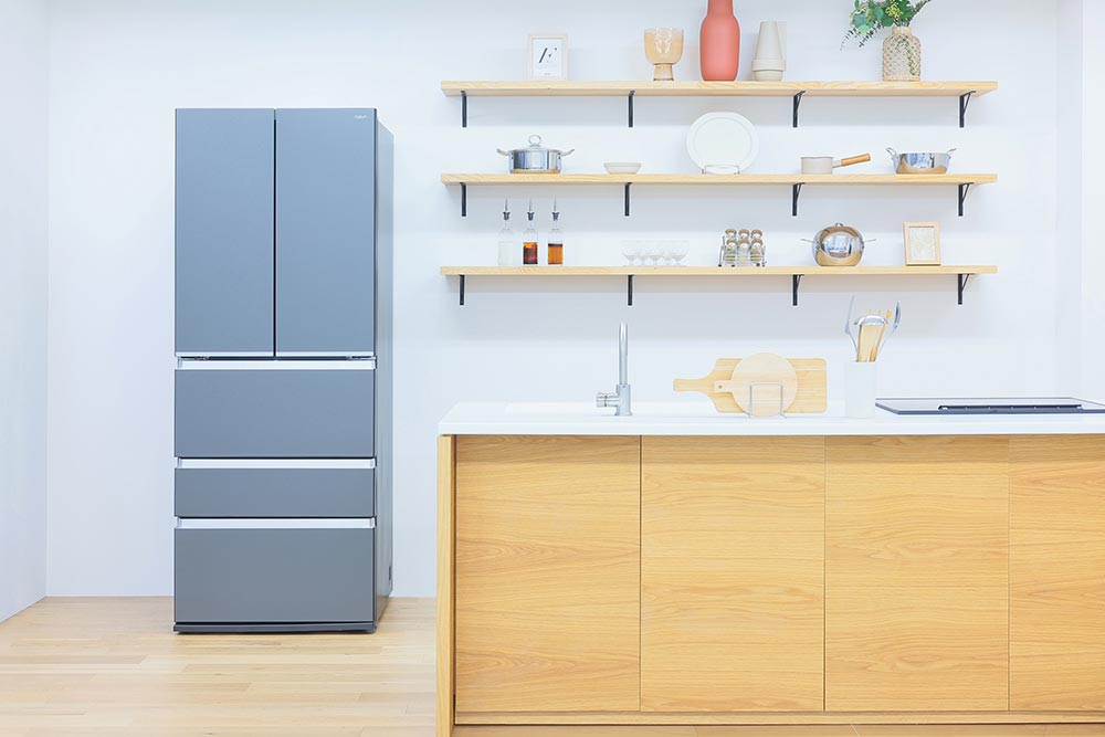 AQUAの5ドア冷凍冷蔵庫「TXシリーズ」堂々誕生！｜AQUA（アクア）