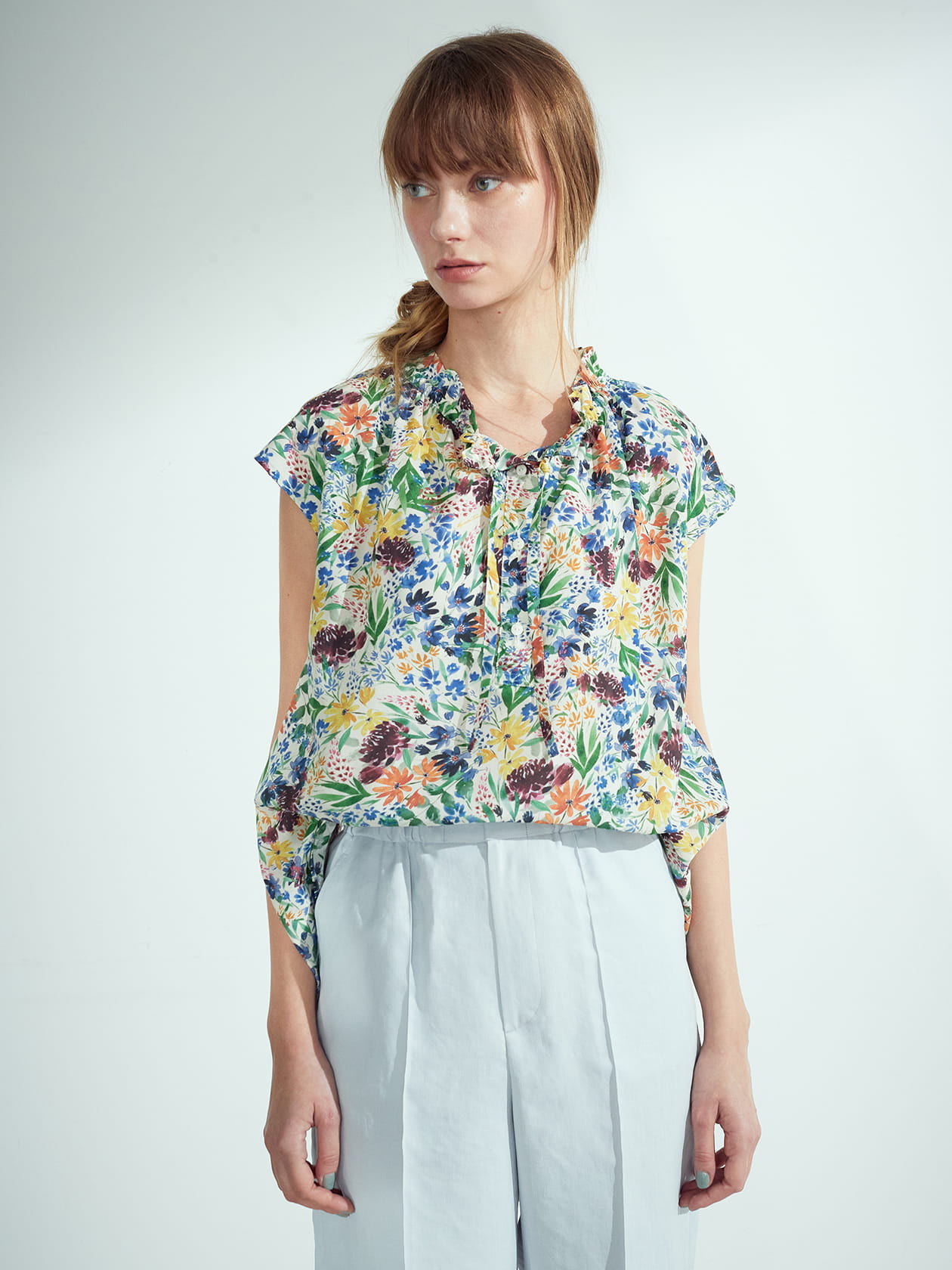 フラワープリントブラウス