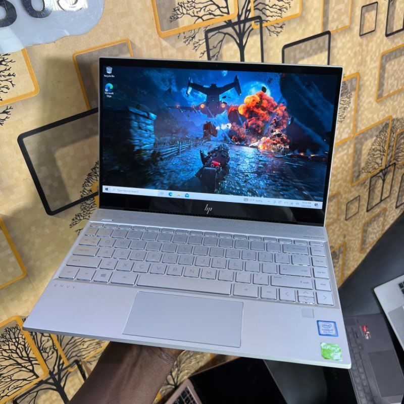 HP Envy 13-aq0xxx | Intel Core i7 (8CPUs @2.0GHz) | 16GB RAM