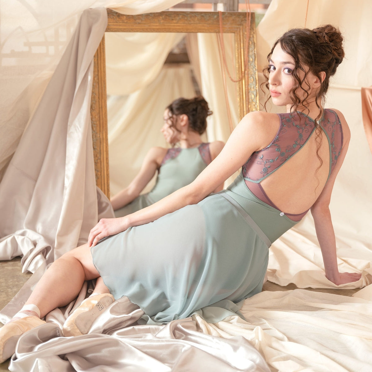 ウェアモア シプレス キャミソールレオタード 白 12/14【子供】Wear