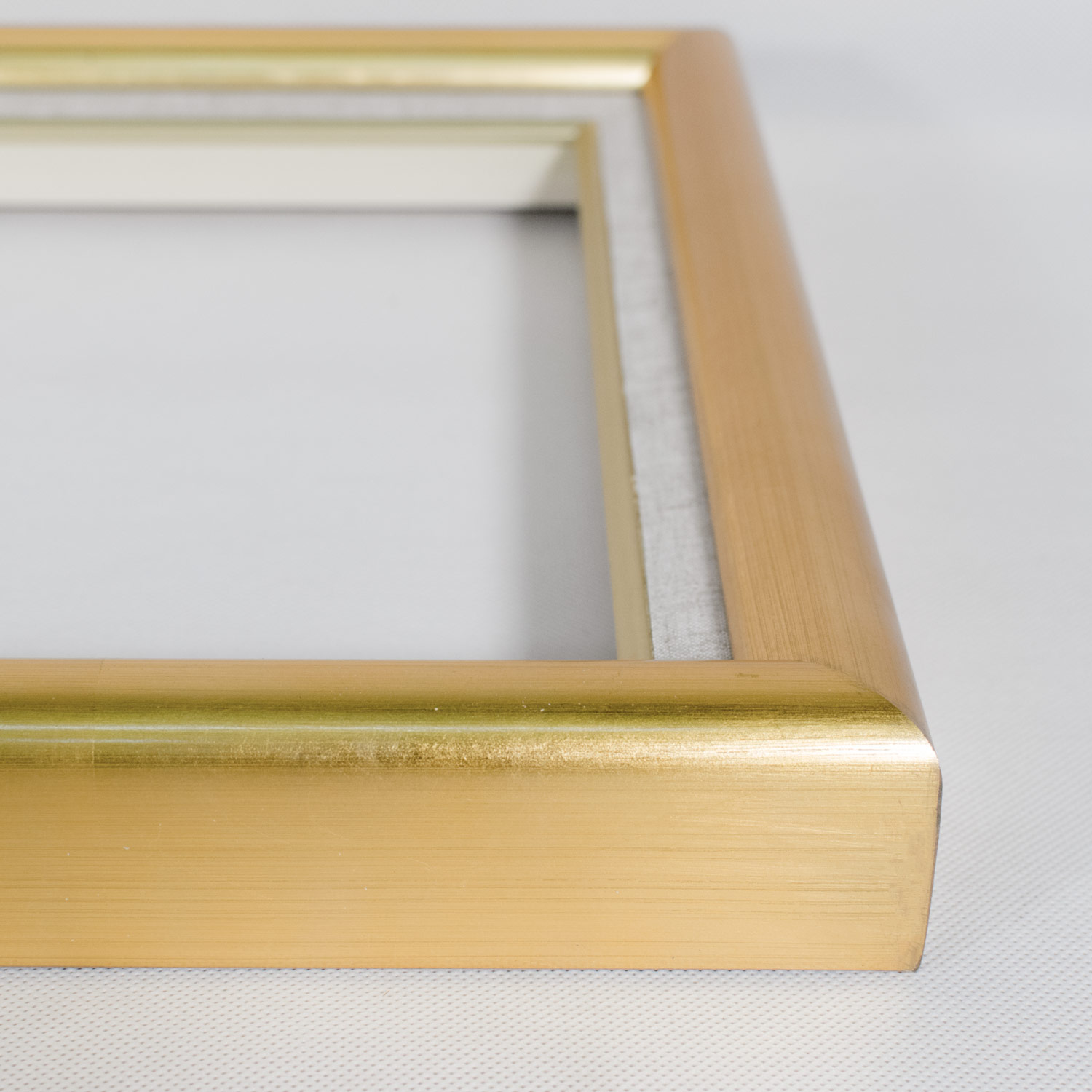 麻ライナー付き！ 木製仮縁 ゴールド 幅50mm W56 | 額縁の通販 アート
