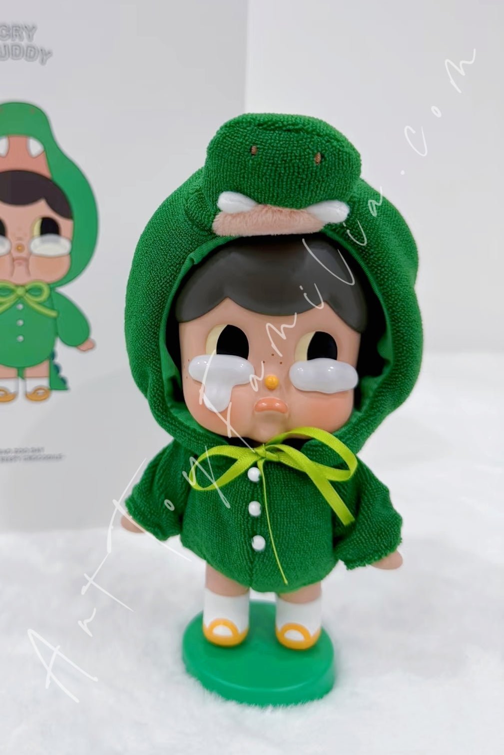 Crybaby Crybuddy | POP MART – Art Toy Familia
