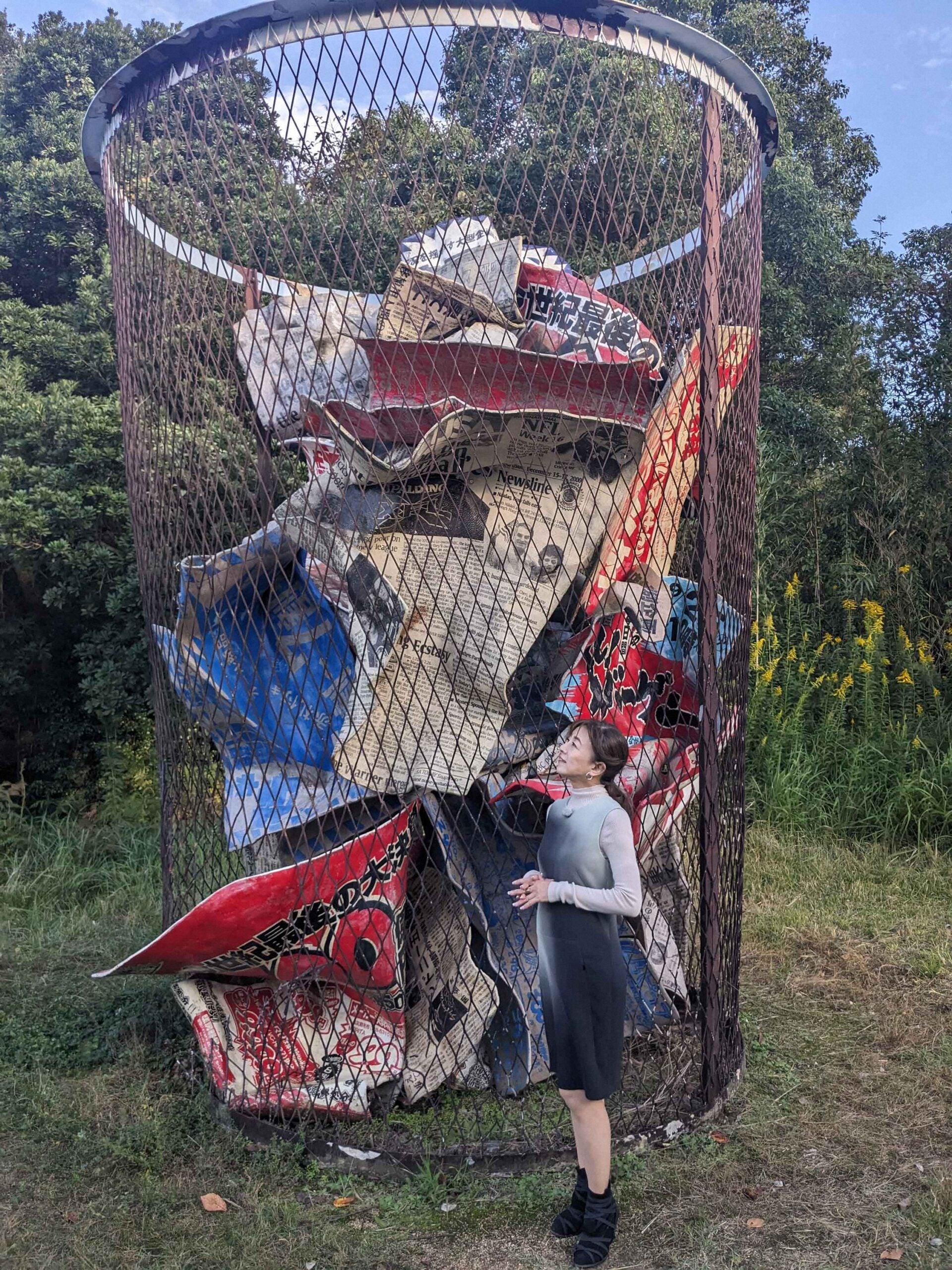 新美の巨人たち】三島喜美代「愛しきゴミのかたち」なぜゴミがアートに