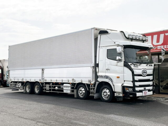 日野：17プロフィア：アルミウィング：ハイルーフ：7MT：リア門口