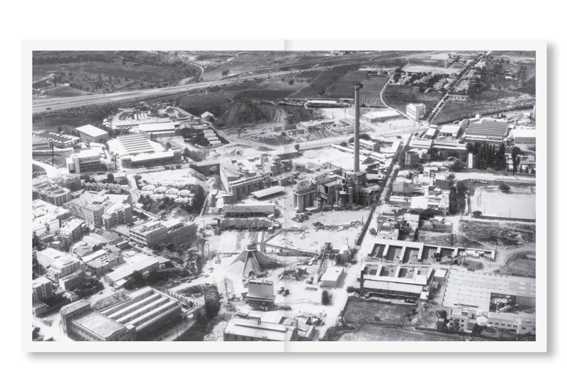 LA FÁBRICA, RICARDO BOFILL / Ricardo Bofill ON READING Online Shop