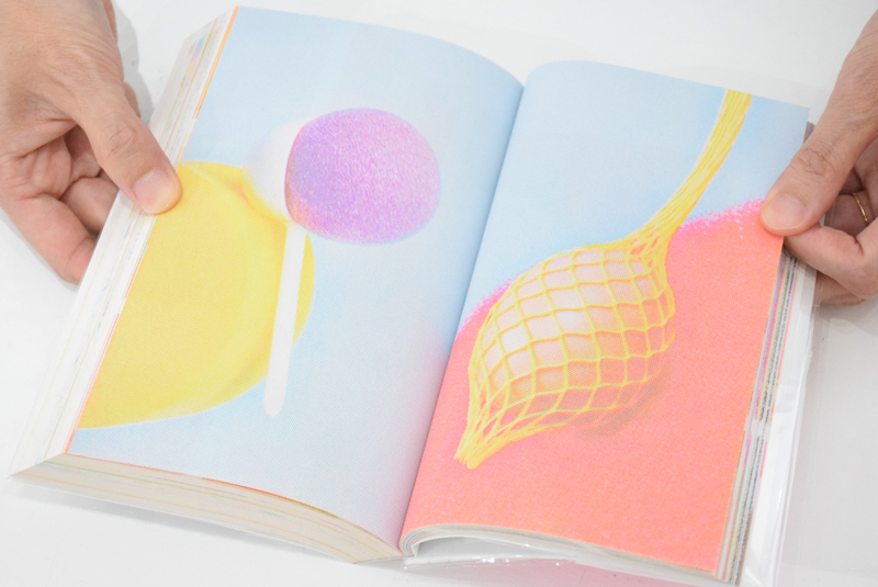 O.OO: No Magic In Riso / ON READING Online Shop
