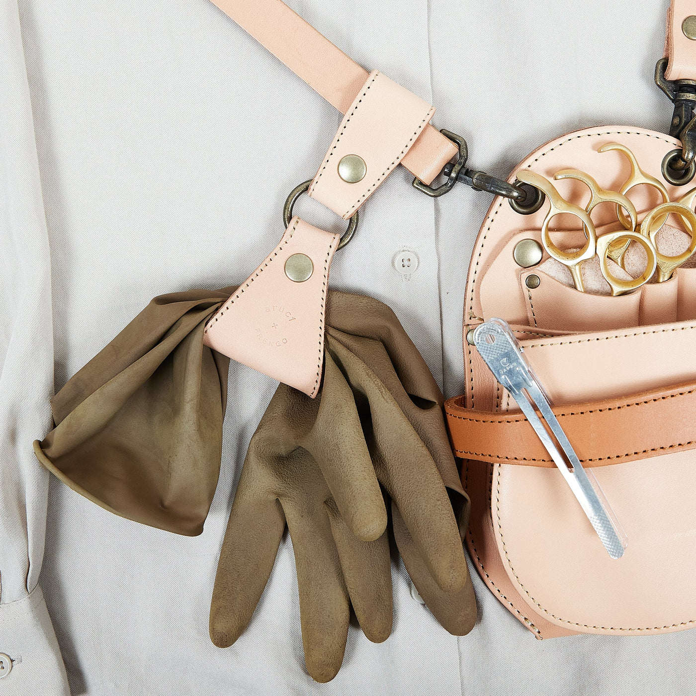 ヌメ革グローブホルダー FA002 aruci