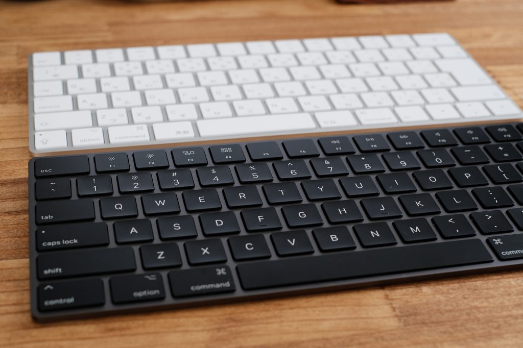 マジックキーボード スペースグレイを買ってみたが圧倒的にかっこいい