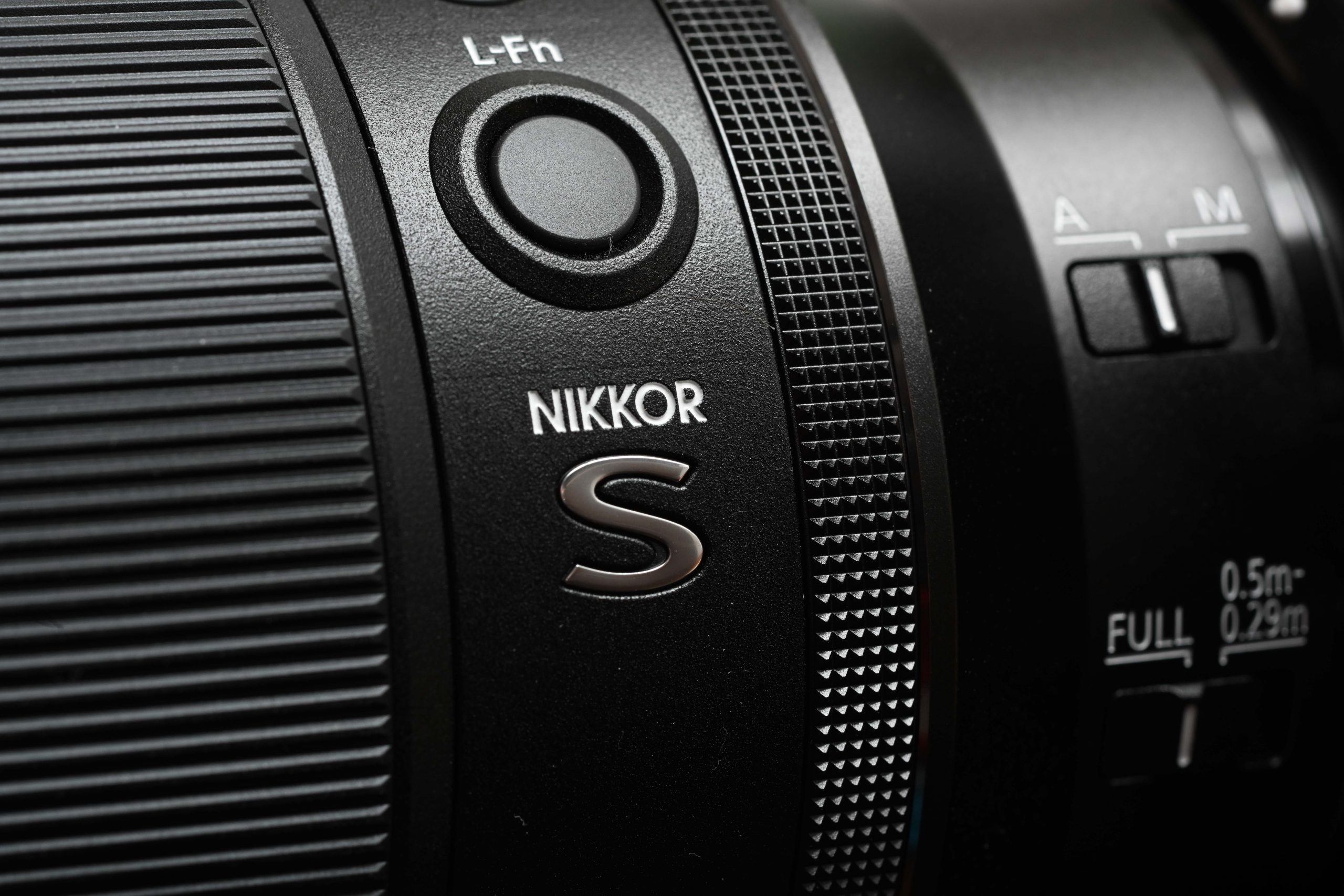 NIKKOR Z MC 105mm f/2.8 VR S レビュー | カメラと三脚とアルカスイス