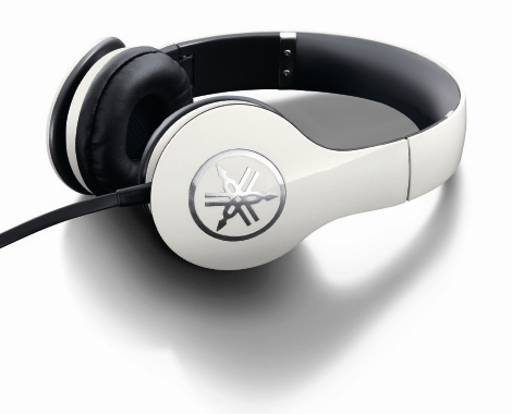 高音質と優れた携帯性を両立する 外出先でも良い音が味わえる密閉型