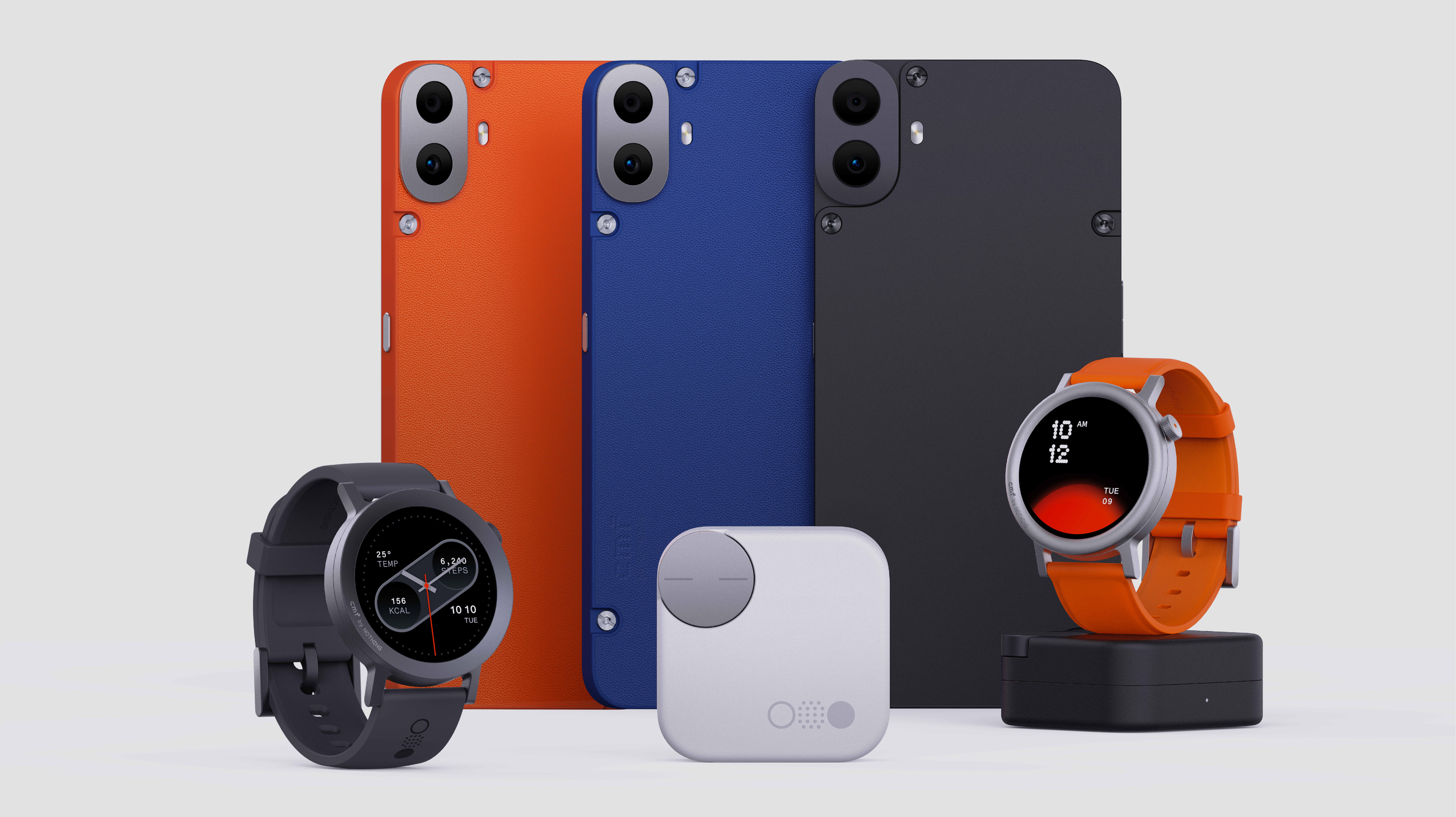 Smartphone, smartwatch, and earphones