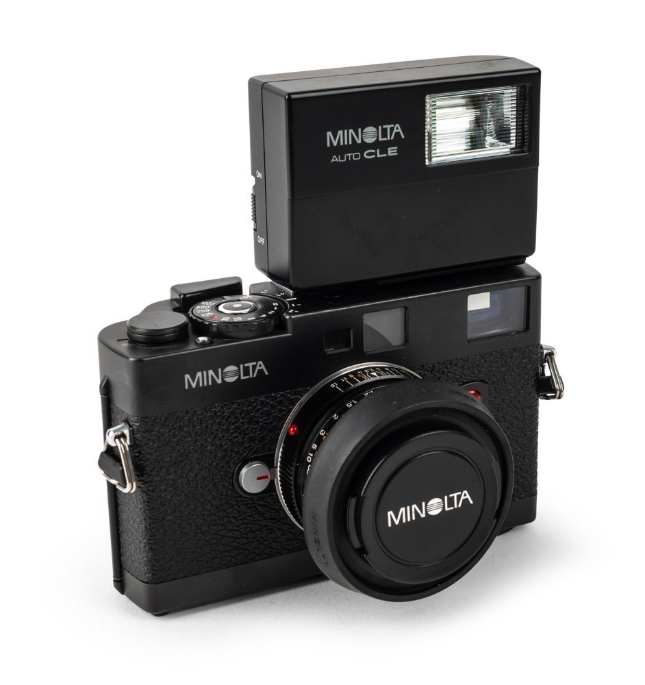 MINOLTA: Black-body Minolta CLE rangefinder camera [#1026865], c