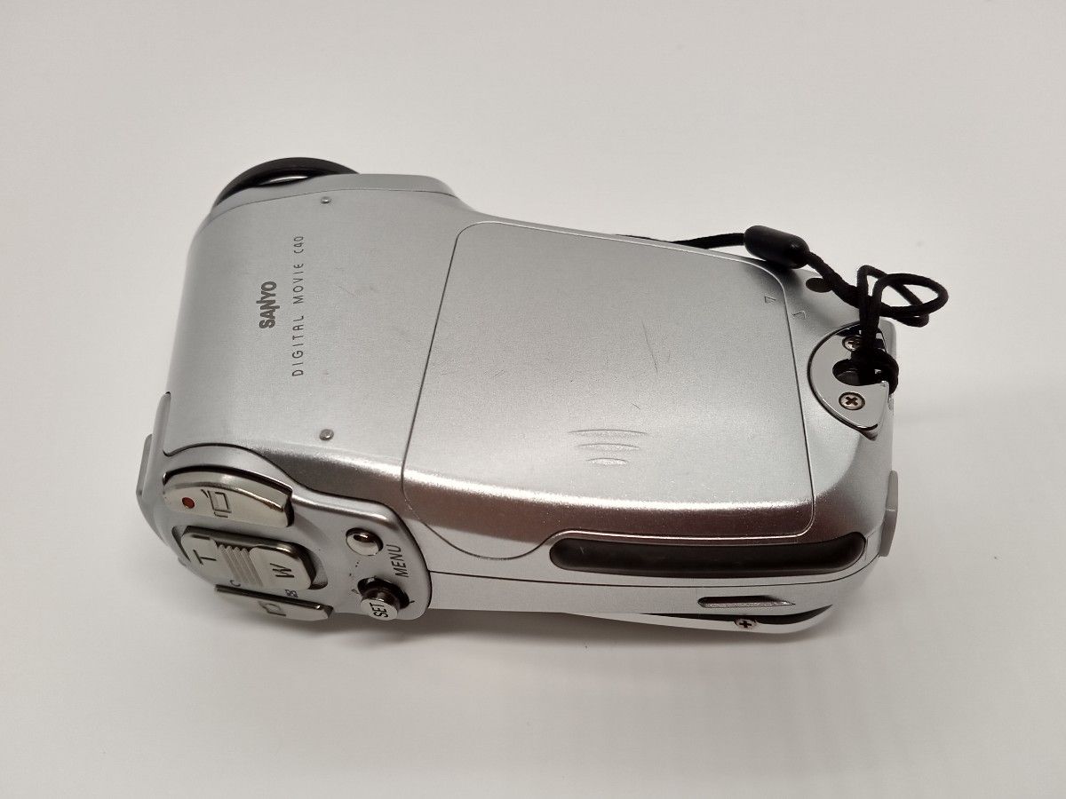 SANYO デジタルムービーカメラ Xacti DMX-C40 シルバー｜Yahoo!フリマ