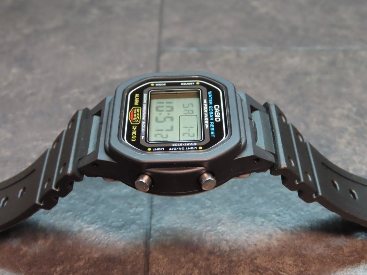未使用 期間限定 CASIO/カシオ G-SHOCK/Gショック DW-5600E-1JF