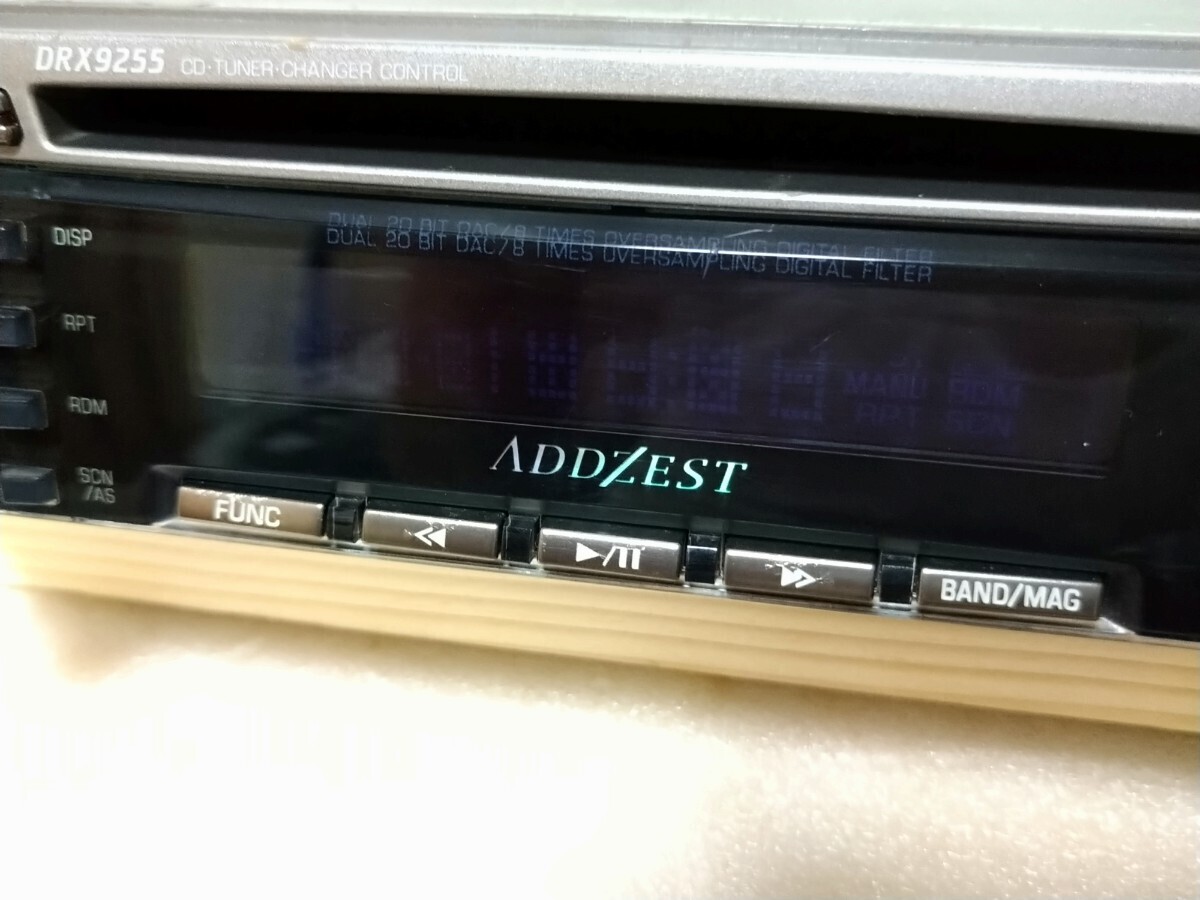 送料無料 アゼスト DRX9255 1DIN CDデッキ 当時物 アンプレス ADDZEST