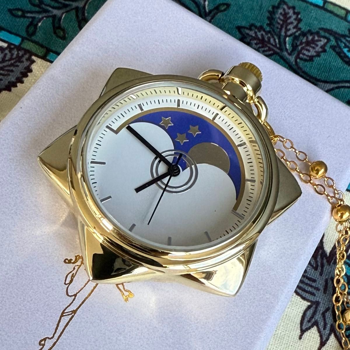 セーラームーン クォーツ時計 懐中時計 ムーンフェイズ ネックレス