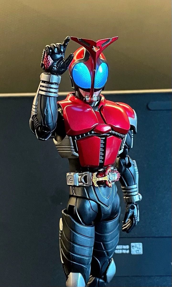 新品】フィギュアーツ真骨彫専用 仮面ライダーカブト 発光ヘッド s h