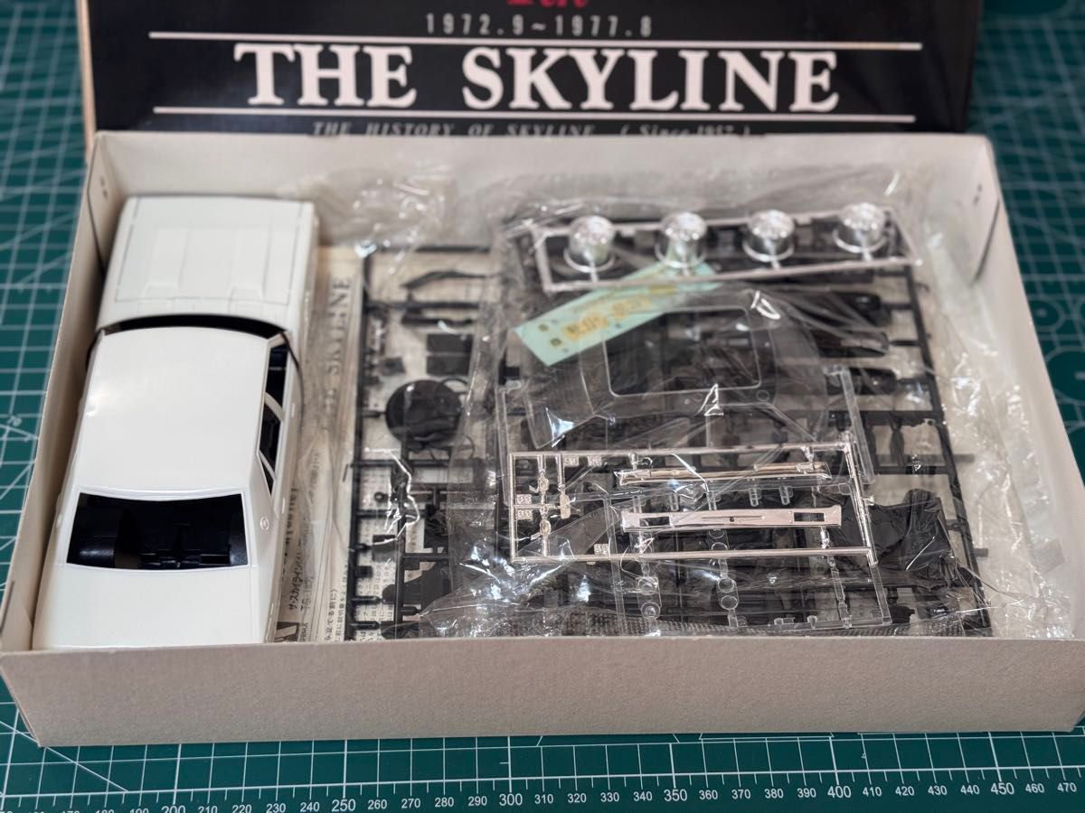 アオシマ プラモデル スカイライン ケンメリ4ドア 2000GT-X (GC110) 未