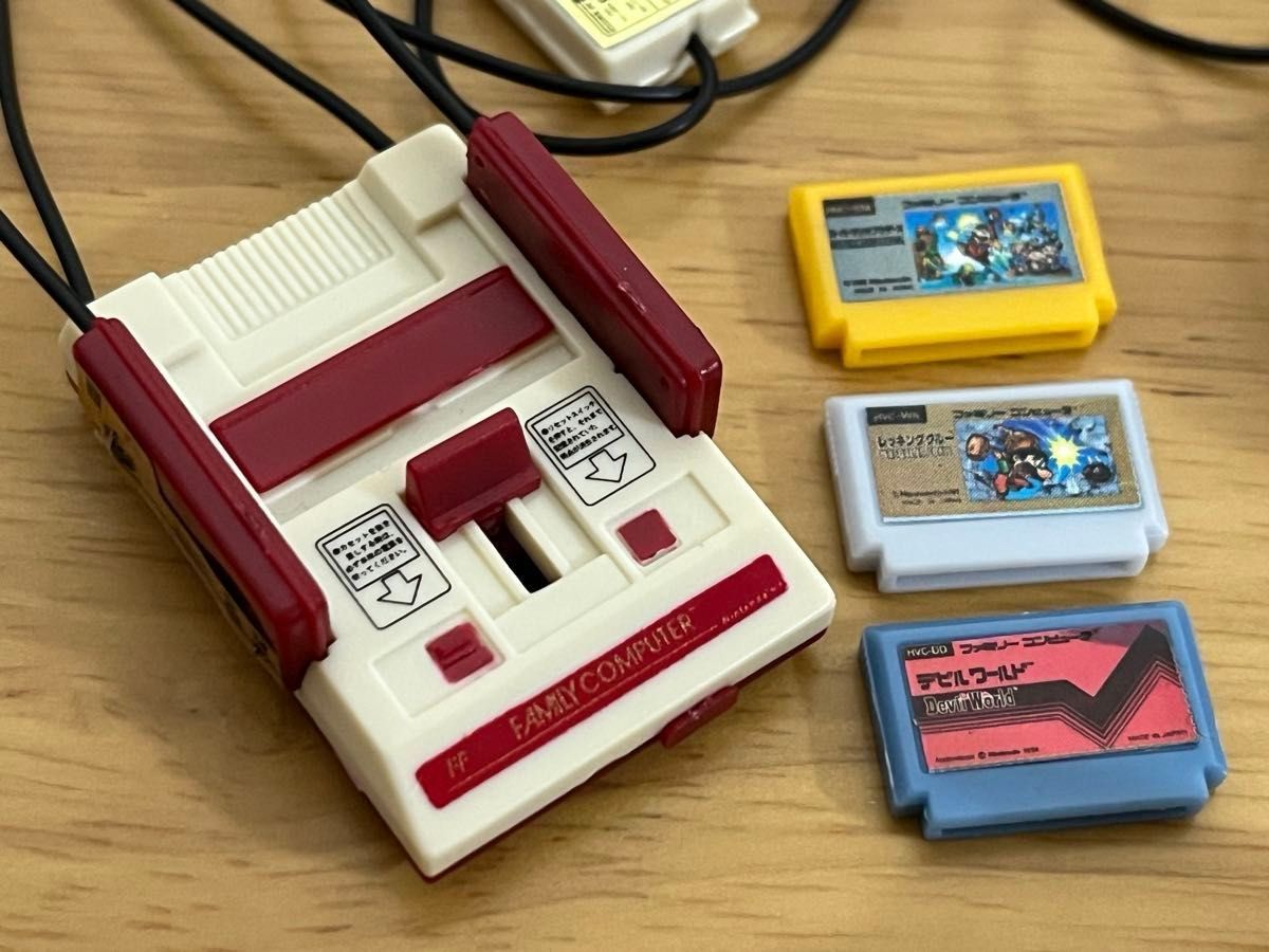 希少 ニンテンドー ヒストリー コレクション ファミリーコンピュータ編