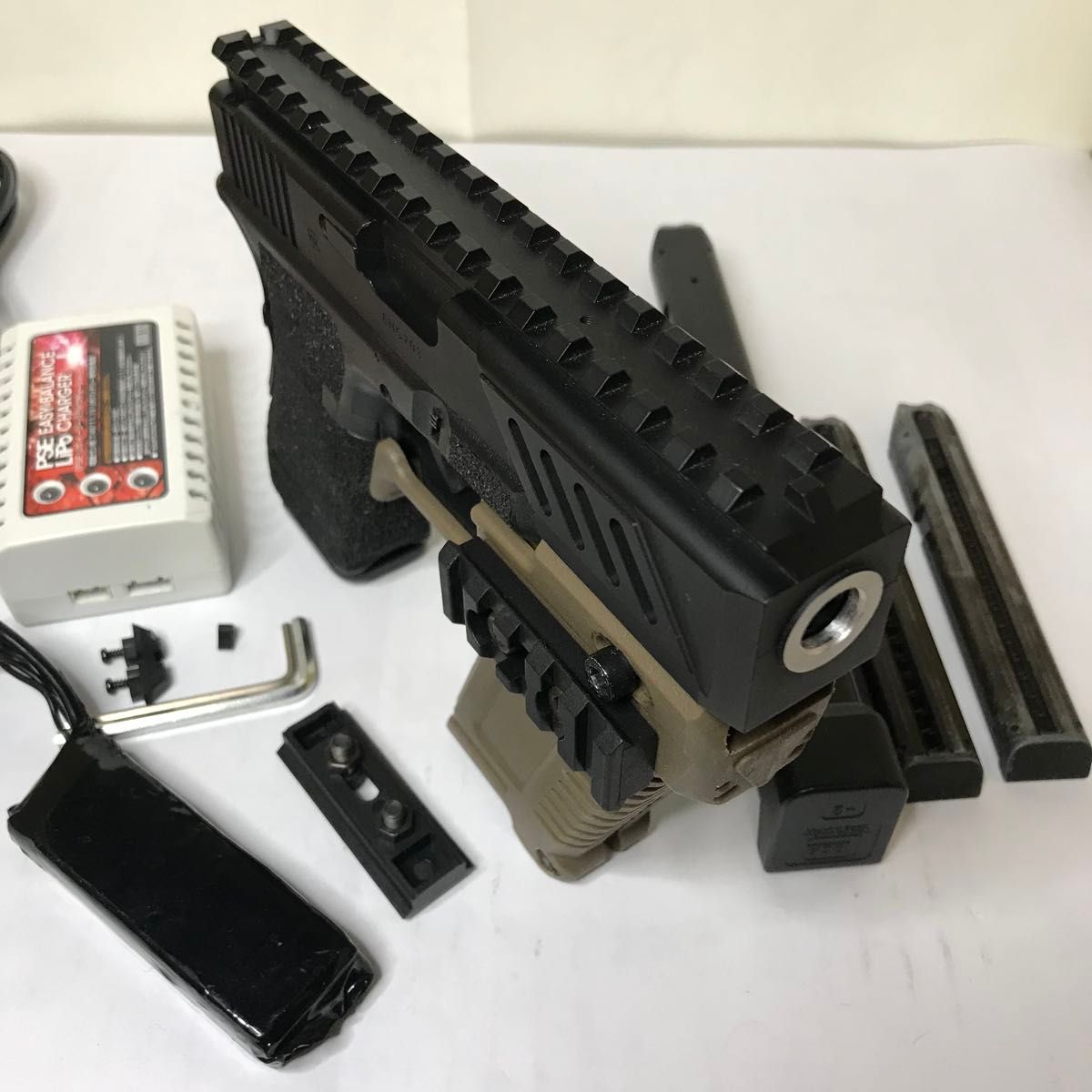 東京マルイ グロック18C電動 カスタム品マガジン3本+社外リポ