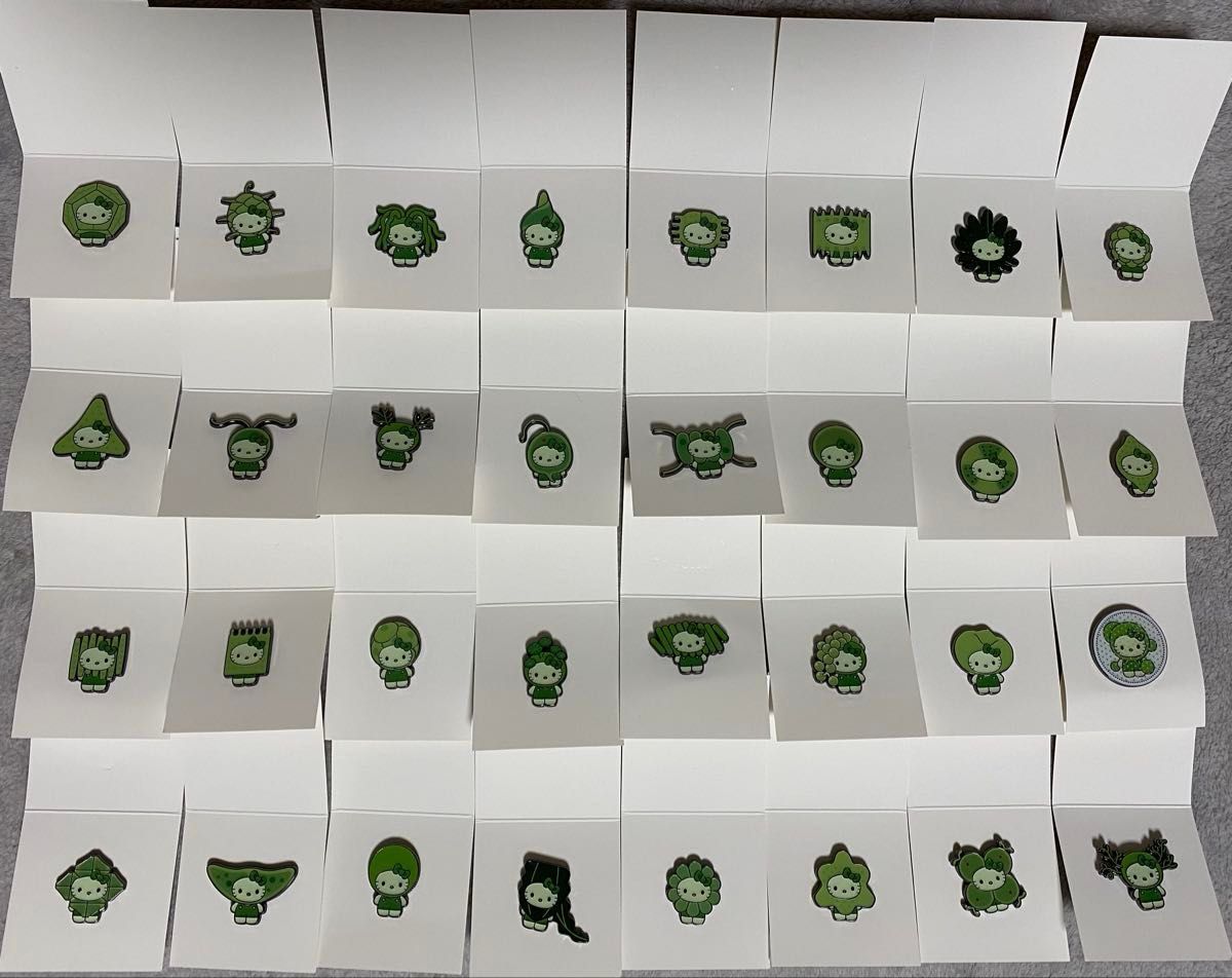 万博 日本館 Algae キティ シークレットピンバッジ 全32個