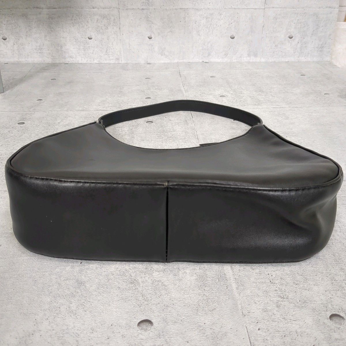 00s archive one shoulderbag halfmoon y2k ショルダーバッグ ブラック