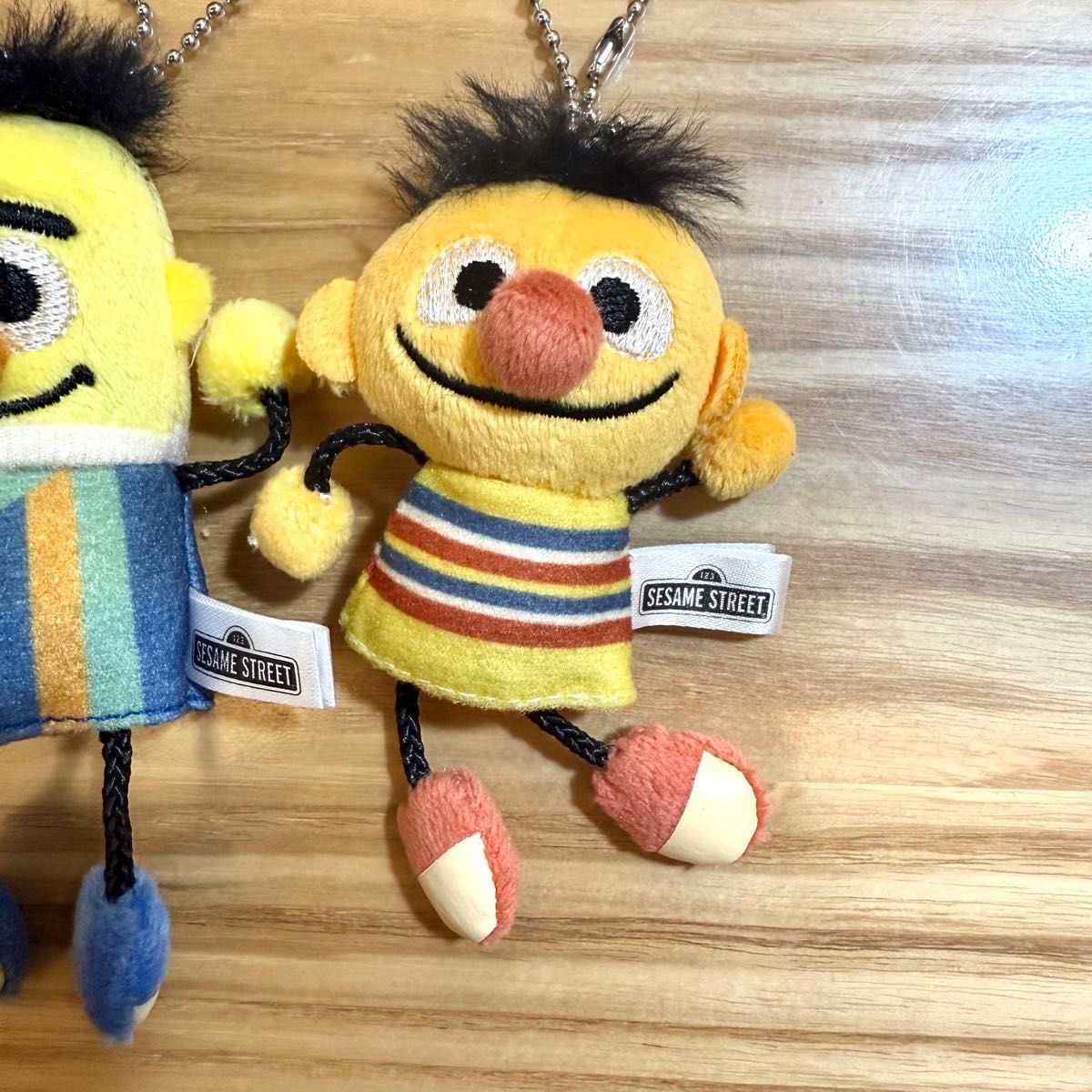 新品未使用】 usj セサミストリート バート アーニー マスコットキー