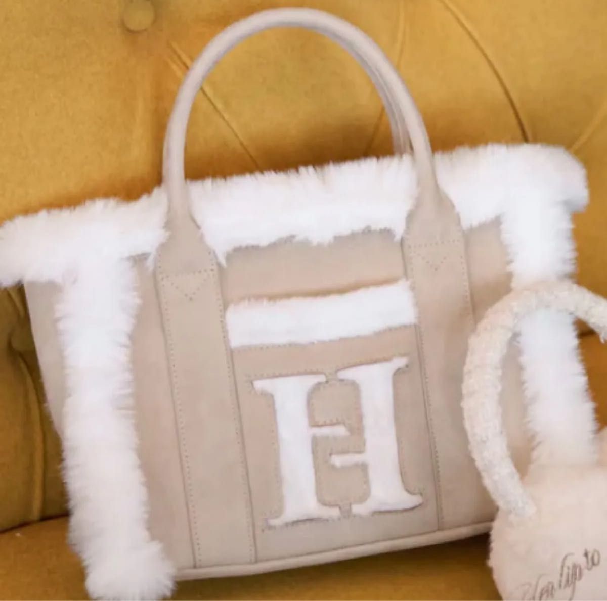 Herlipto Cozy Winter Tote Bag ムートントートバッグ｜Yahoo!フリマ