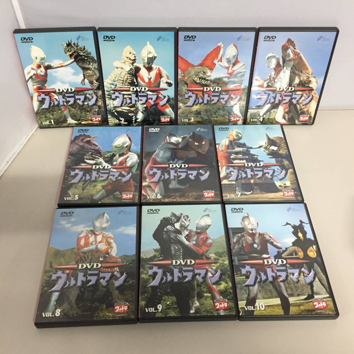 Yahoo!オークション - ウルトラマン DVD 全10巻セット 初代 VOL.1～10
