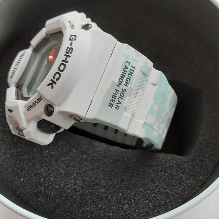 美品 CASIO G-SHOCK ジーショック GW-9400BTJ-8JR BURTON バートン