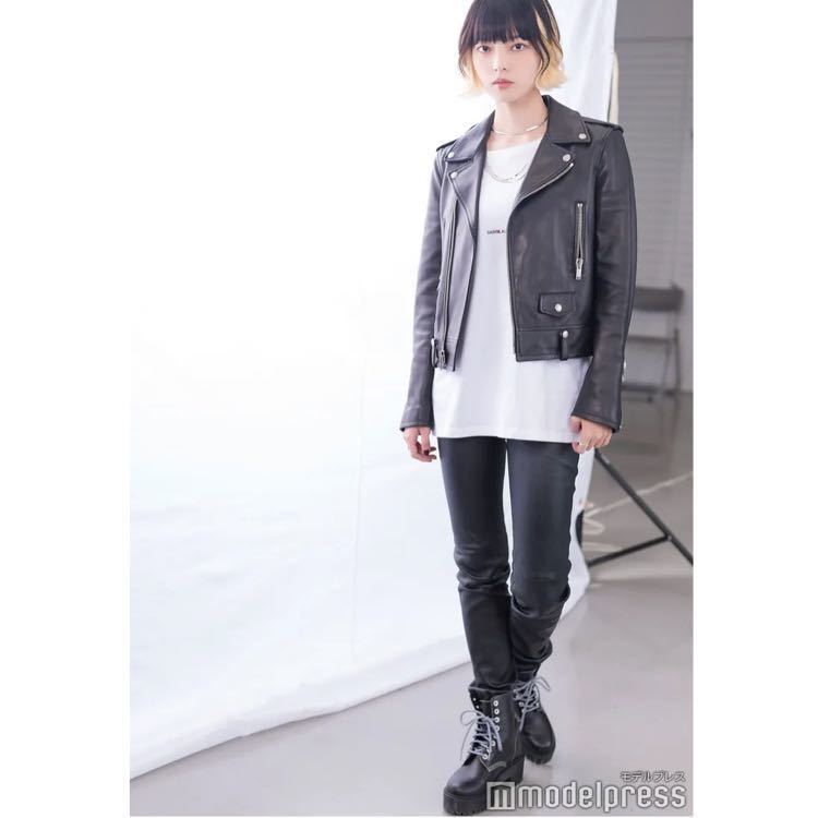 正規新品 平手友梨奈着用 六本木クラス ドクターマーチン 23 5 UK4