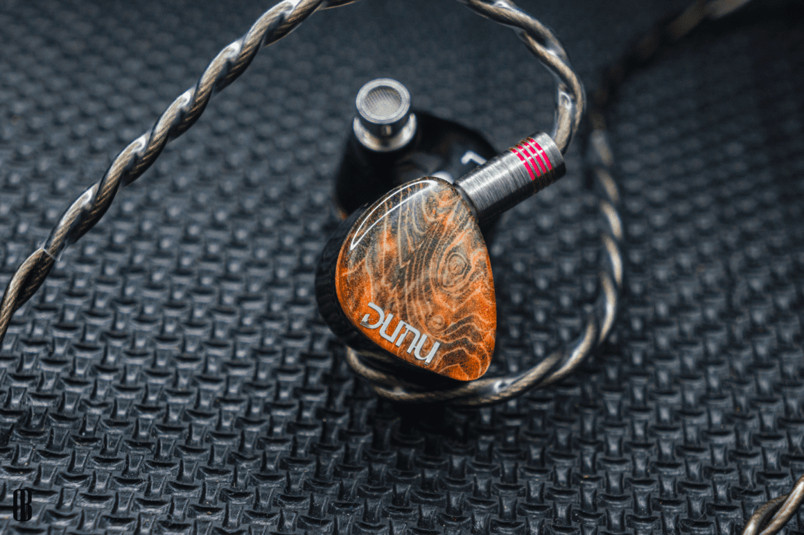 DUNU x GIZAUDIO DAVINCI REVIEW: BEAUTY IN WARMTH! - AudioNotions
