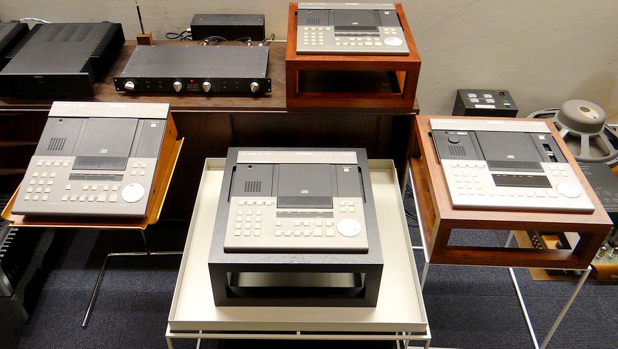 STUDER CDプレーヤー A730A730・D730・D730Mk2 Parallel Stand -