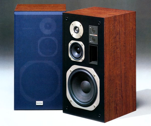 DIATONE DS-32B Specifications Diatone