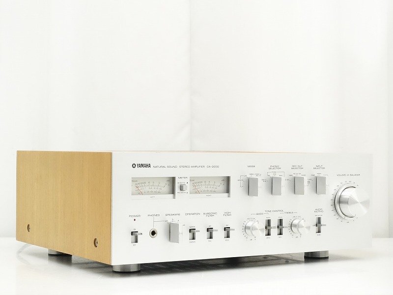 YAMAHA - ヤマハ】の【プリメインアンプ／CA-2000】を東京都杉並区で