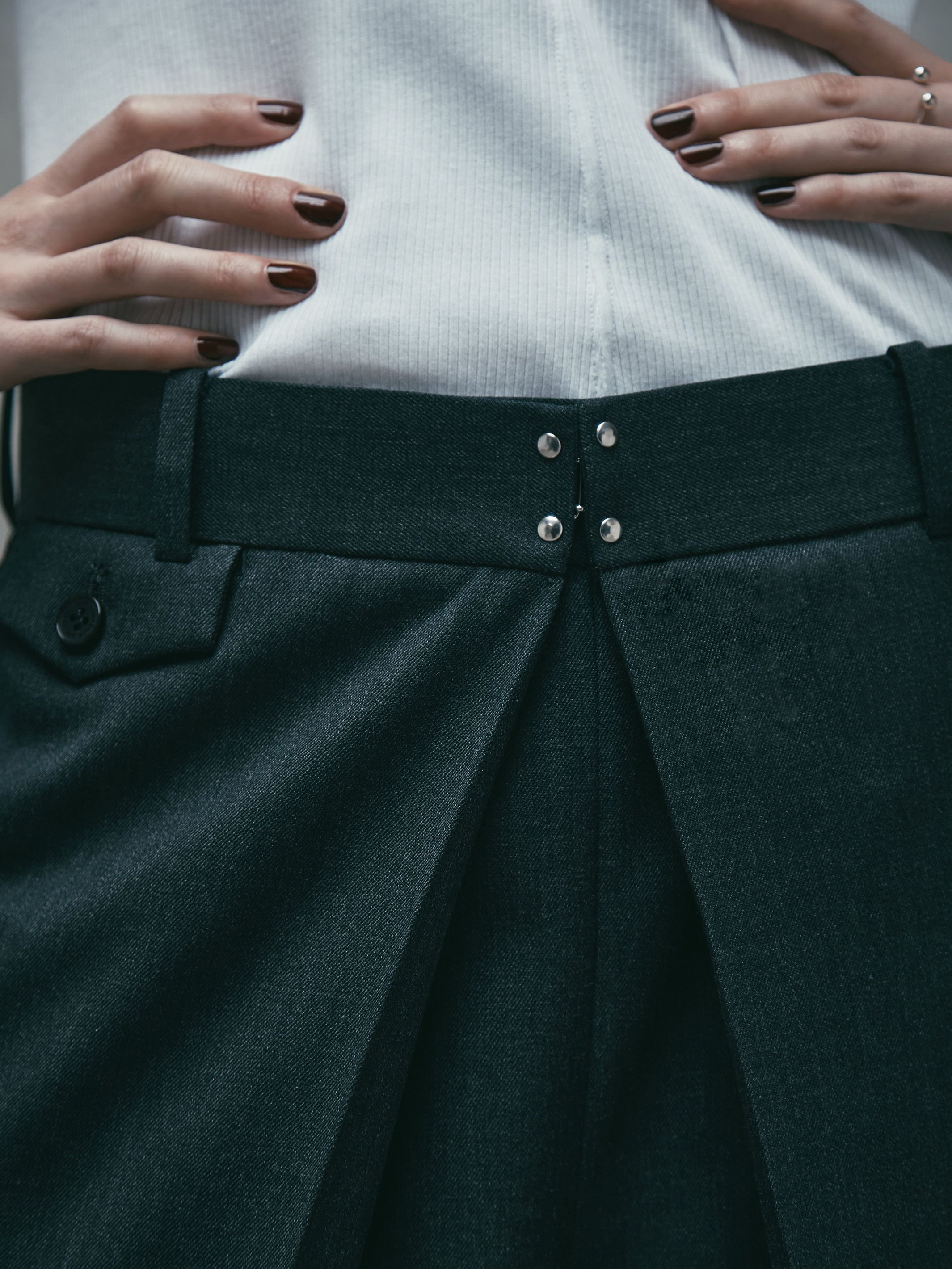 NEW RELEASE】EXCLUSIVE TROUSERS