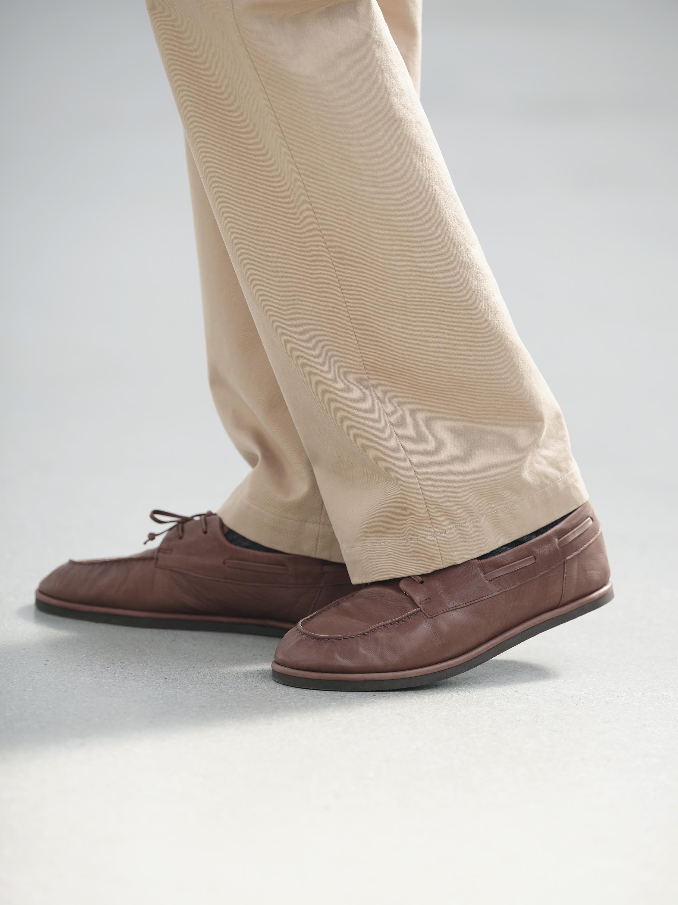 SOFT LEATHER DECK SHOES - AURALEE Official Website