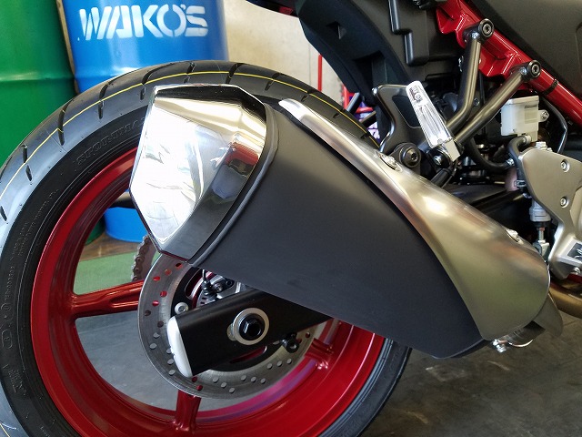 SV650、ヨシムラ製「R-77Jサイクロン」お取り付け！のお話。 - 日刊