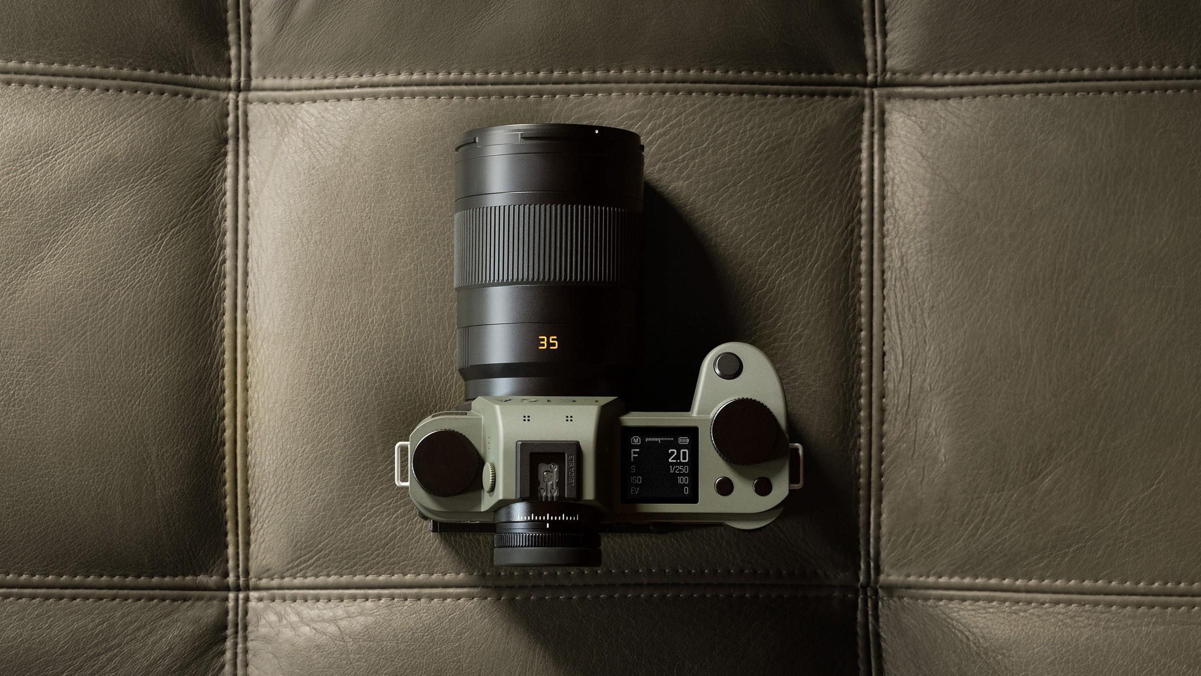 撮る道具〟として究極の形を実現したライカのフルサイズミラーレス