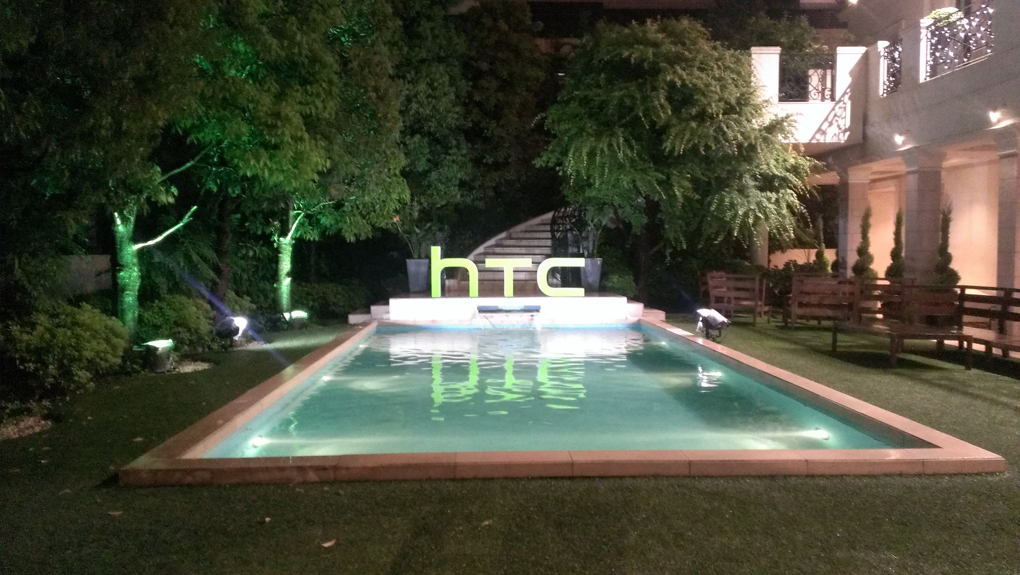 Atelier Nii HTC J butterfly