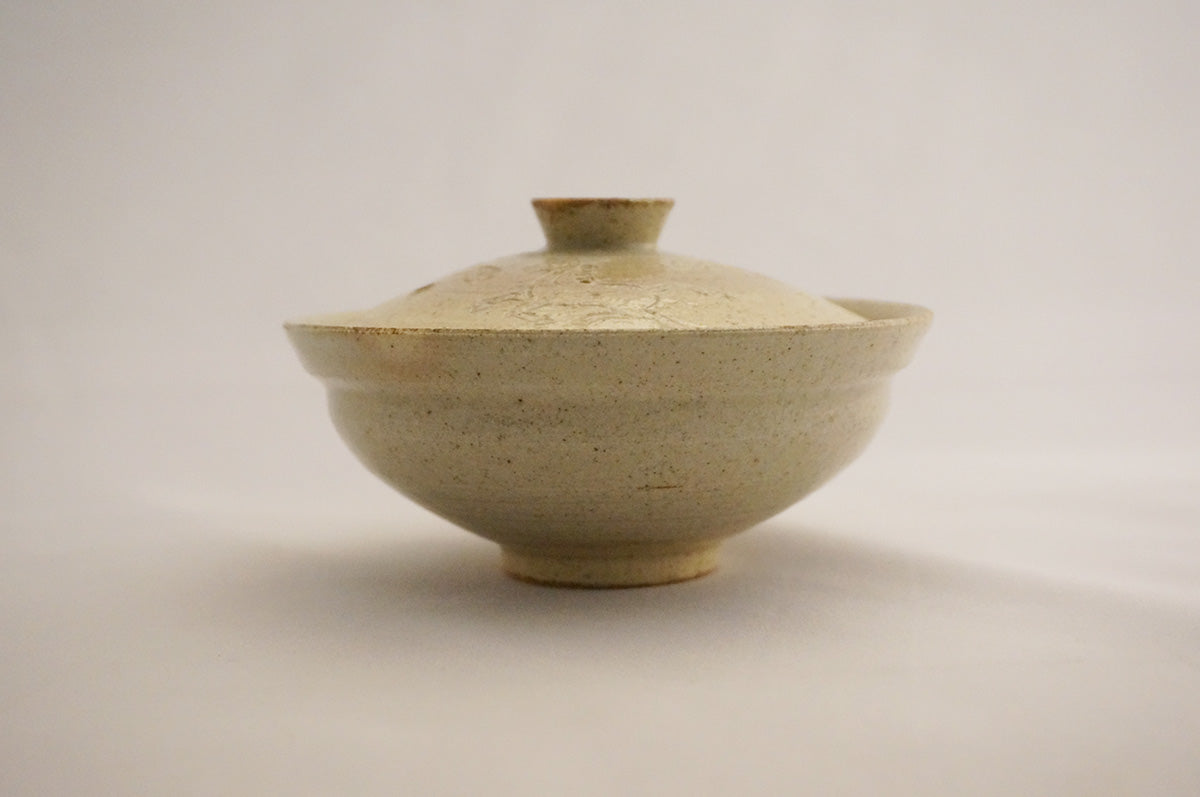 御本手馬/牡丹唐草紋宝碗 - at Kiln