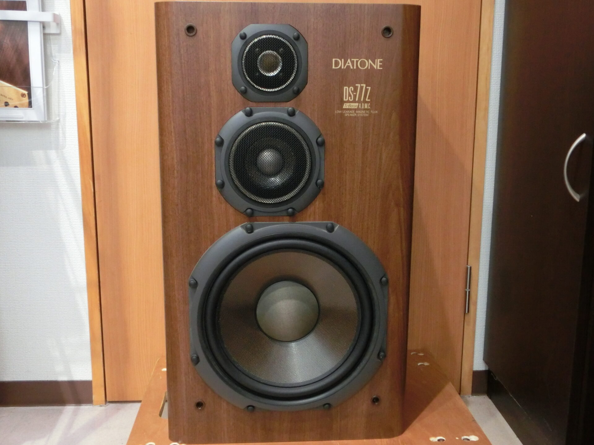 DS-77Z｜本格Hi-Fiオーディオ・ホームシアター専門店【アタッチシステム】