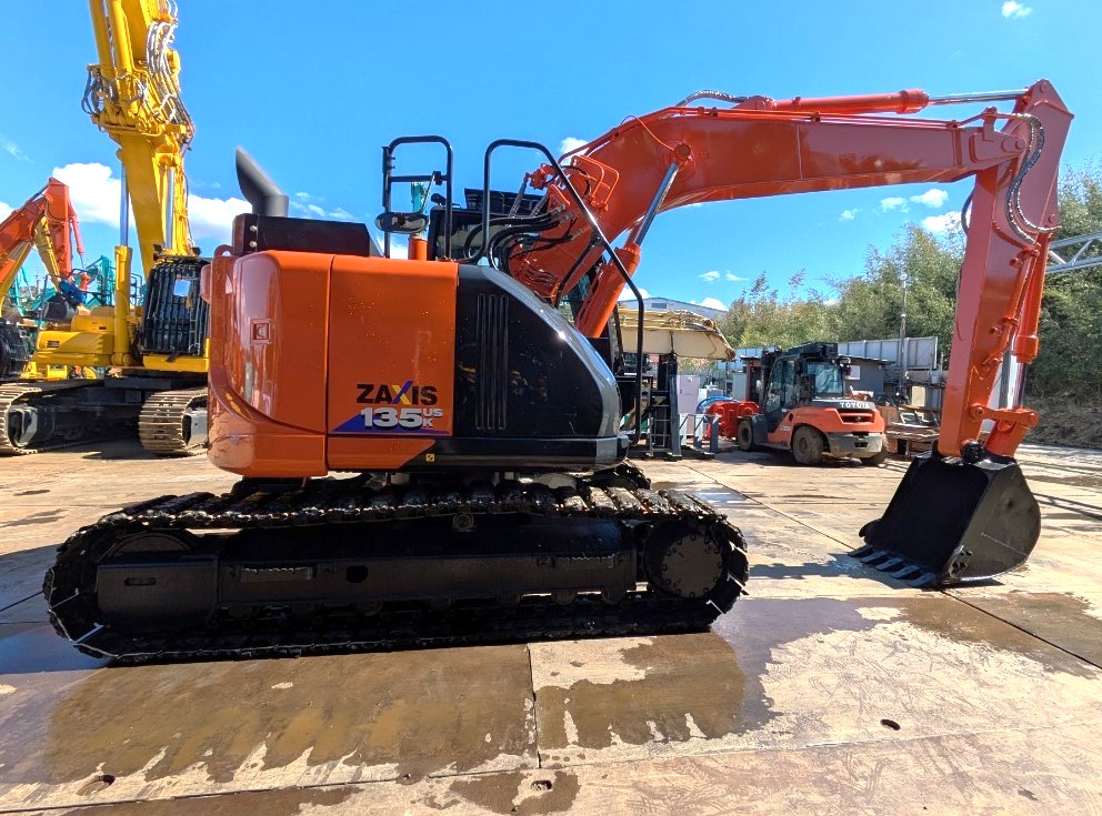 ID127837】ZX135USK-6 ☆年度末！謝恩セール☆ | 特選解体重機 | 株式