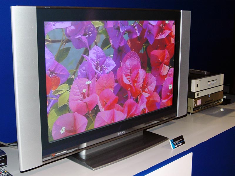 ソニー、地上デジタルチューナ搭載の新「プラズマベガ」