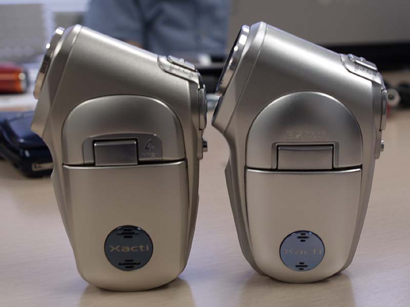 三洋、手ぶれ補正搭載のMPEG-4カメラ「Xacti C4」