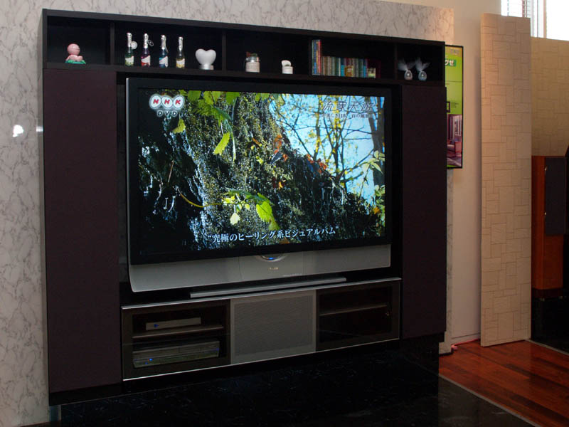 ビクター、61/52V型リアプロテレビ「ビッグ スクリーンエグゼ」