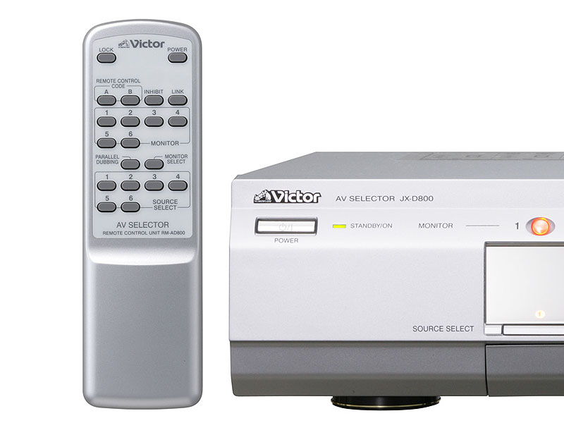 ビクター、3台モニタに同時出力できるAVセレクタ