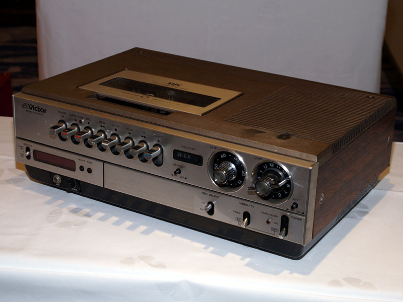 ビクター、単体VHSビデオデッキの生産を終了
