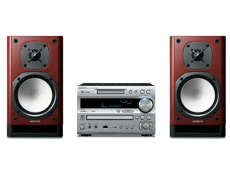 オンキヨー、USBにも対応したオールインワンコンポ「FR」
