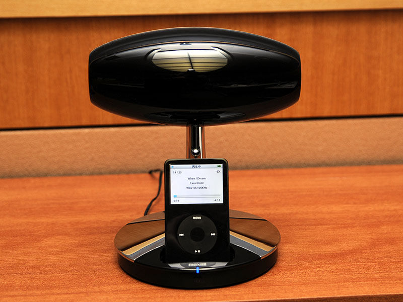 日立マクセル、初のiPod用タイムドメインスピーカー